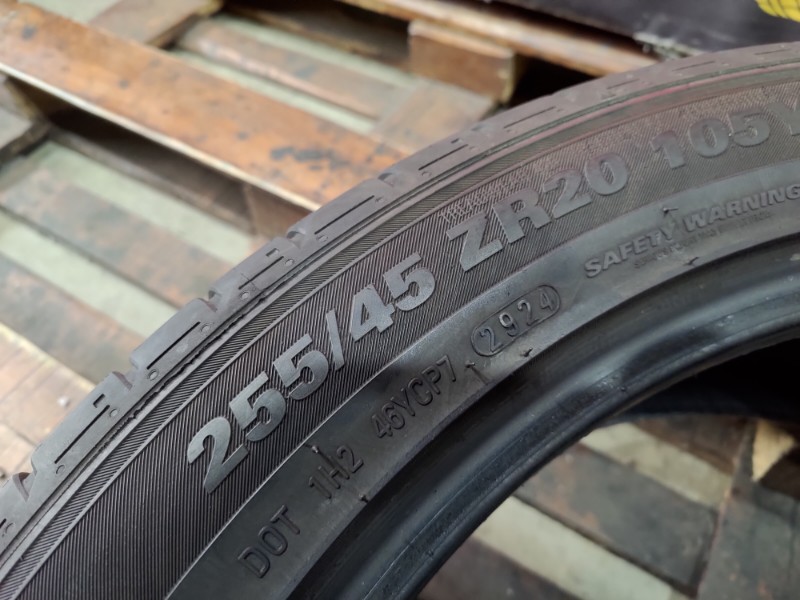 2 Gomme usate 255 45 20 Pneumatici Estivi KUMHO 2 Gomme usate 255 45 20 Pneumatici Estivi KUMHO