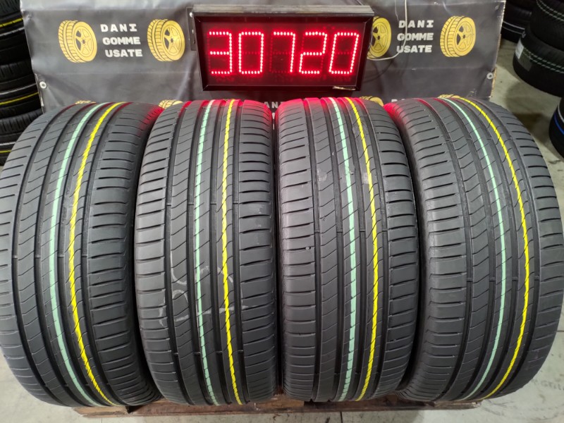 4 Gomme usate 235 50 19 Pneumatici Estivi PIRELLI 4 Gomme usate 235 50 19 Pneumatici Estivi PIRELLI