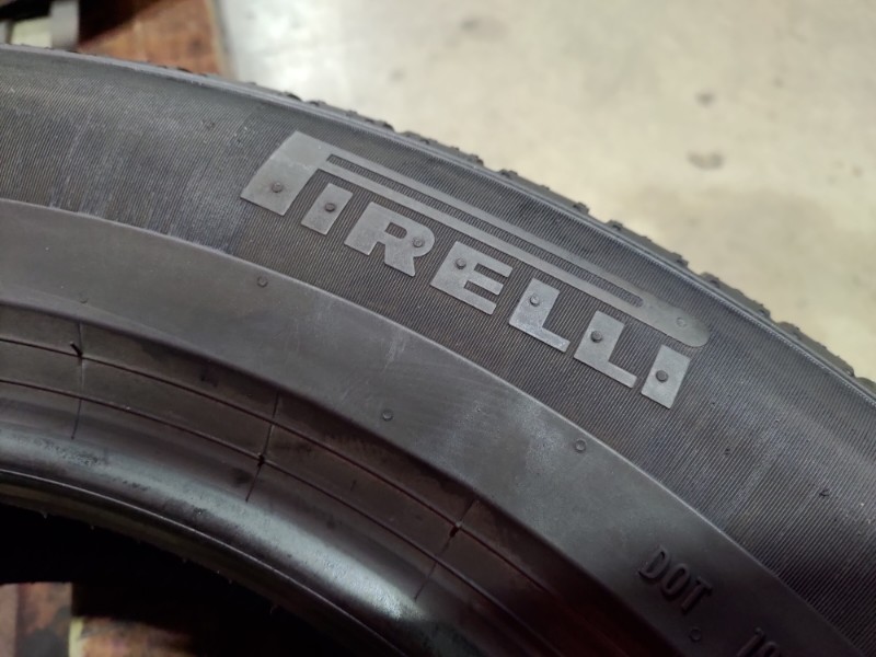 2 Gomme usate 225 55 18 Pneumatici Estivi PIRELLI 2 Gomme usate 225 55 18 Pneumatici Estivi PIRELLI