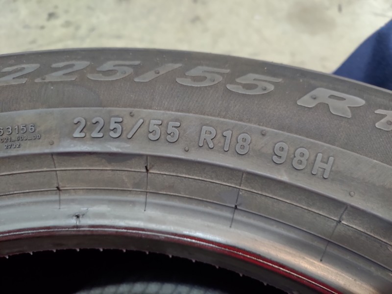 2 Gomme usate 225 55 18 Pneumatici Estivi PIRELLI 2 Gomme usate 225 55 18 Pneumatici Estivi PIRELLI