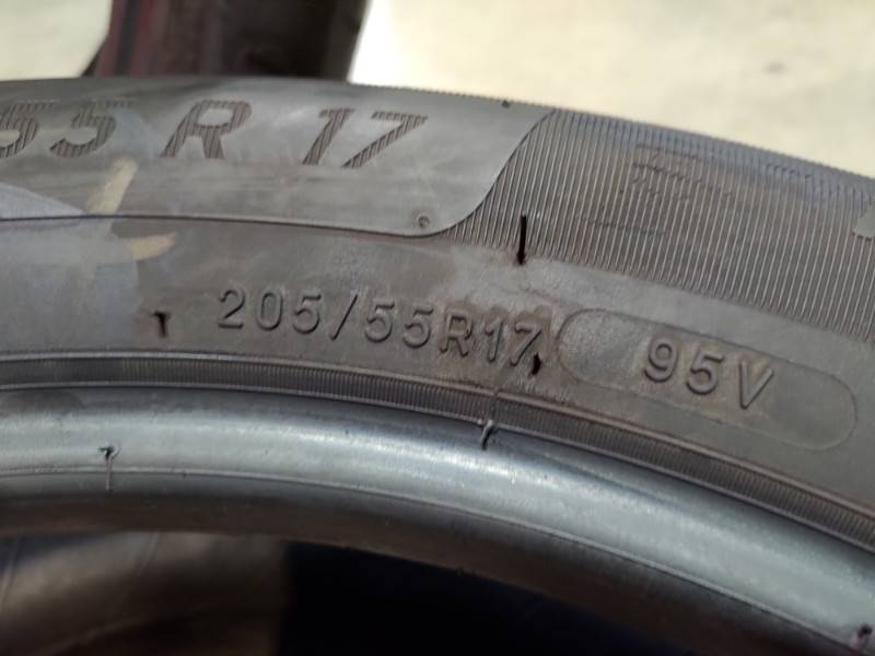 2 Gomme usate 205 55 17 Pneumatici Estivi MICHELIN 2 Gomme usate 205 55 17 Pneumatici Estivi MICHELIN