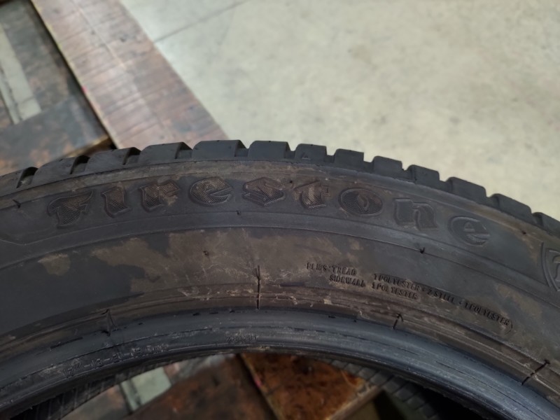 2 Gomme usate 205 55 17 Pneumatici 4 Stagioni FIRESTONE 2 Gomme usate 205 55 17 Pneumatici 4 Stagioni FIRESTONE