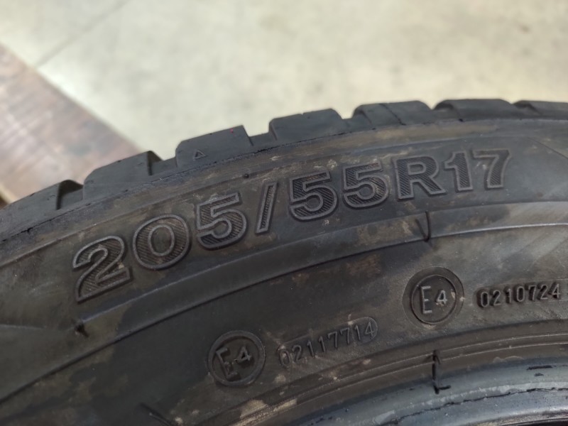 2 Gomme usate 205 55 17 Pneumatici 4 Stagioni FIRESTONE 2 Gomme usate 205 55 17 Pneumatici 4 Stagioni FIRESTONE