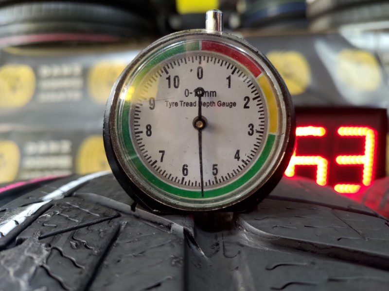 2 Gomme usate 225 55 18 Pneumatici Invernali PIRELLI 2 Gomme usate 225 55 18 Pneumatici Invernali PIRELLI