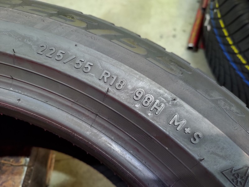 2 Gomme usate 225 55 18 Pneumatici Invernali PIRELLI 2 Gomme usate 225 55 18 Pneumatici Invernali PIRELLI