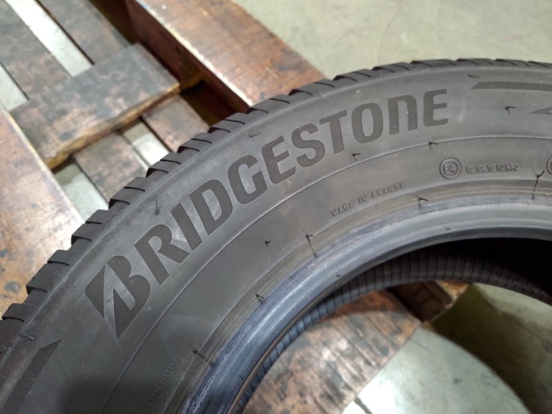 4 Gomme usate 215 65 16 Pneumatici Invernali BRIDGESTONE 4 Gomme usate 215 65 16 Pneumatici Invernali BRIDGESTONE