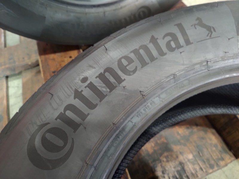 4 Gomme nuove 205 60 16 Pneumatici Estivi CONTINENTAL 4 Gomme nuove 205 60 16 Pneumatici Estivi CONTINENTAL
