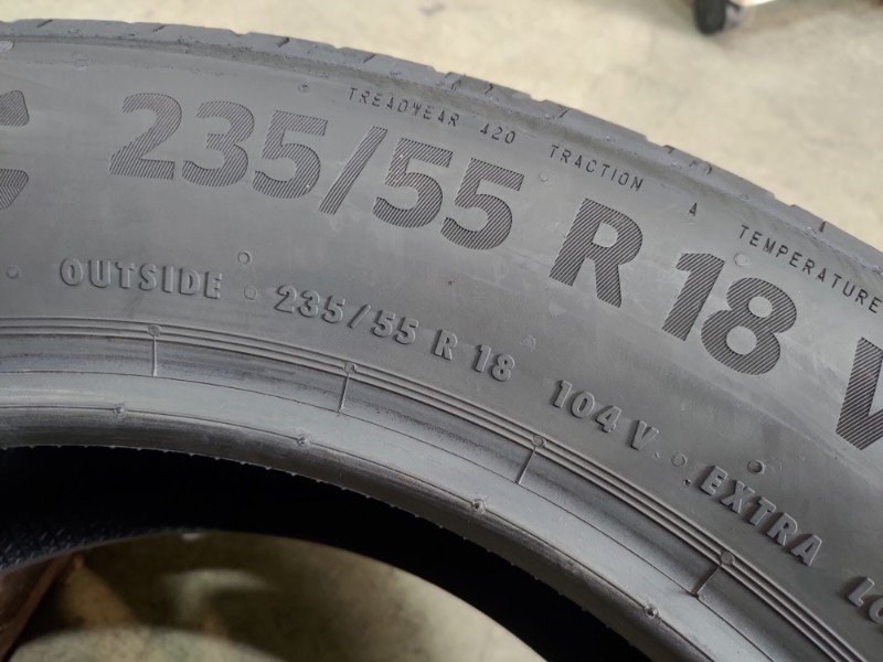 4 Gomme nuove 235 55 18 Pneumatici Estivi CONTINENTAL 4 Gomme nuove 235 55 18 Pneumatici Estivi CONTINENTAL