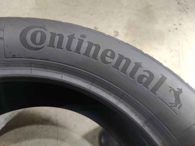 4 Gomme nuove 235 50 18 Pneumatici Estivi CONTINENTAL 4 Gomme nuove 235 50 18 Pneumatici Estivi CONTINENTAL