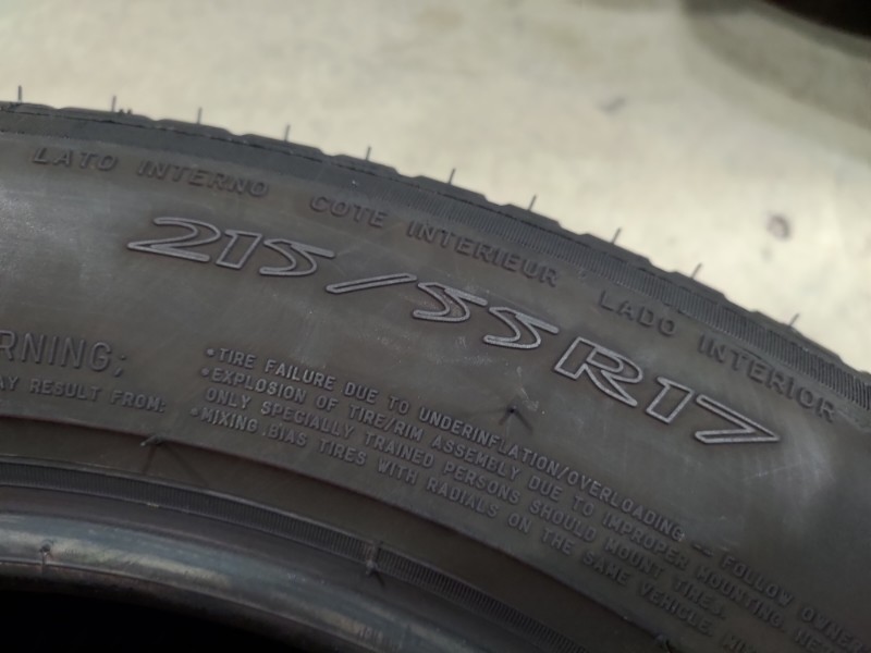 2 Gomme usate 215 55 17 Pneumatici Estivi MICHELIN 2 Gomme usate 215 55 17 Pneumatici Estivi MICHELIN