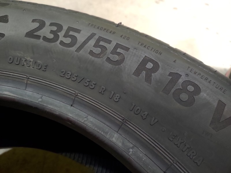 4 Gomme nuove 235 55 18 Pneumatici Estivi CONTINENTAL 4 Gomme nuove 235 55 18 Pneumatici Estivi CONTINENTAL
