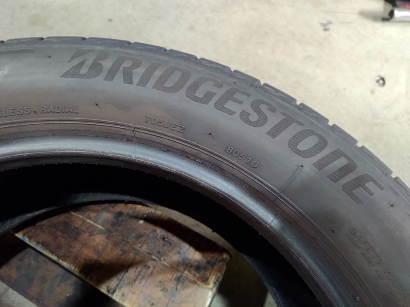 2 Gomme usate 215 55 17 Pneumatici Estivi BRIDGESTONE 2 Gomme usate 215 55 17 Pneumatici Estivi BRIDGESTONE