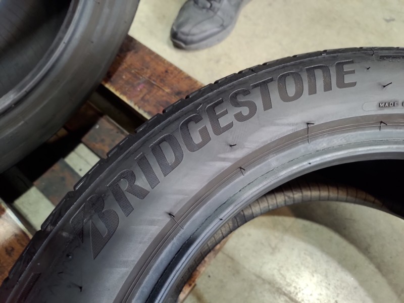 4 Gomme usate 225 50 17 Pneumatici Estivi BRIDGESTONE 4 Gomme usate 225 50 17 Pneumatici Estivi BRIDGESTONE