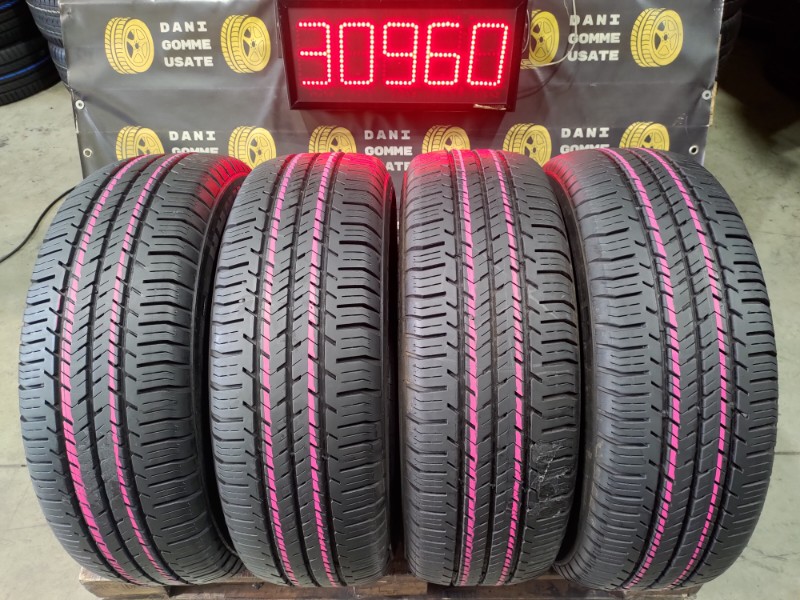 4 Gomme usate 215 65 16 C Pneumatici 4 Stagioni MICHELIN 4 Gomme usate 215 65 16 C Pneumatici 4 Stagioni MICHELIN