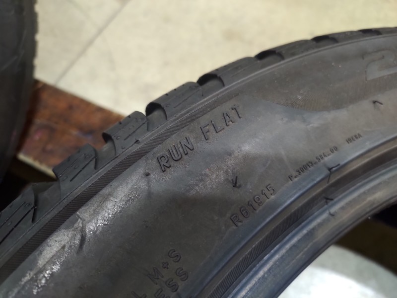 2 Gomme usate 245 45 20 RUN FLAT Pneumatici Invernali PIRELLI 2 Gomme usate 245 45 20 RUN FLAT Pneumatici Invernali PIRELLI