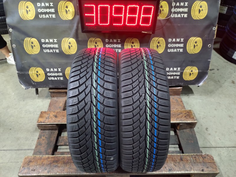 2 Gomme usate 205 55 16 Pneumatici Invernali CONTINENTAL 2 Gomme usate 205 55 16 Pneumatici Invernali CONTINENTAL