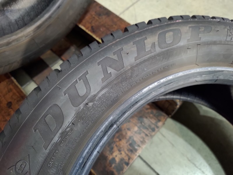 4 Gomme usate 195 60 16 Pneumatici Invernali DUNLOP 4 Gomme usate 195 60 16 Pneumatici Invernali DUNLOP