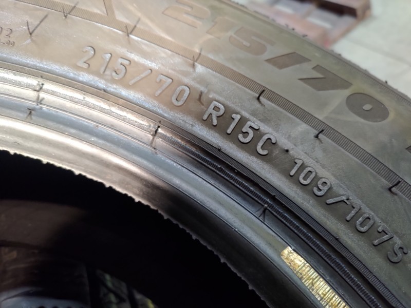 2 Gomme usate 215 70 15 C Pneumatici Invernali PIRELLI 2 Gomme usate 215 70 15 C Pneumatici Invernali PIRELLI