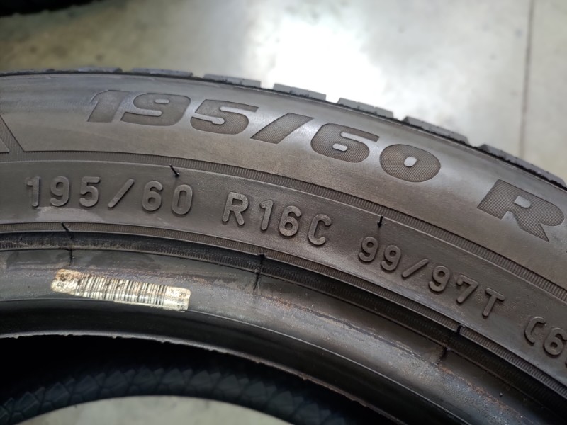 4 Gomme usate 195 60 16 C Pneumatici Invernali PIRELLI 4 Gomme usate 195 60 16 C Pneumatici Invernali PIRELLI