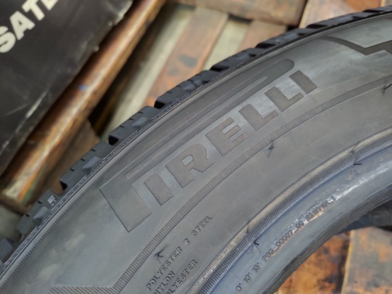 4 Gomme usate 195 60 16 C Pneumatici Invernali PIRELLI 4 Gomme usate 195 60 16 C Pneumatici Invernali PIRELLI