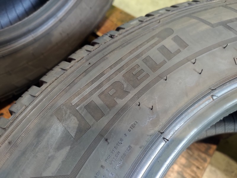 4 Gomme usate 215 65 16 C Pneumatici Invernali PIRELLI 4 Gomme usate 215 65 16 C Pneumatici Invernali PIRELLI