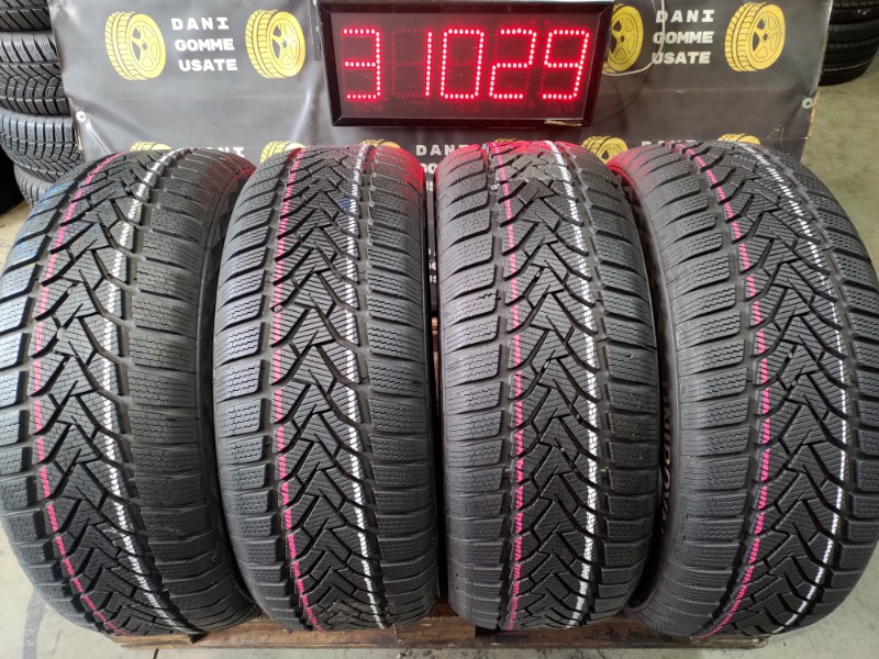 4 Gomme usate 225 55 18 Pneumatici Invernali UNIROYAL 4 Gomme usate 225 55 18 Pneumatici Invernali UNIROYAL
