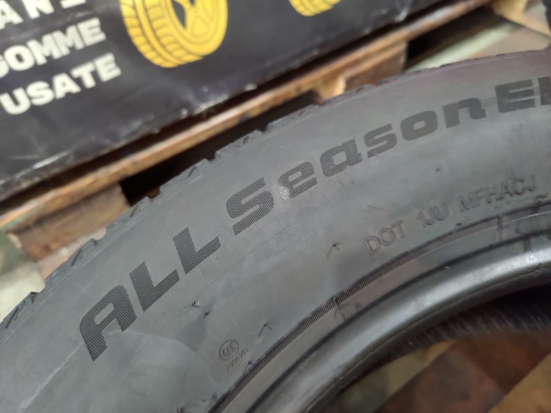 2 Gomme usate 235 55 18 Pneumatici 4 Stagioni GOODRIDE 2 Gomme usate 235 55 18 Pneumatici 4 Stagioni GOODRIDE