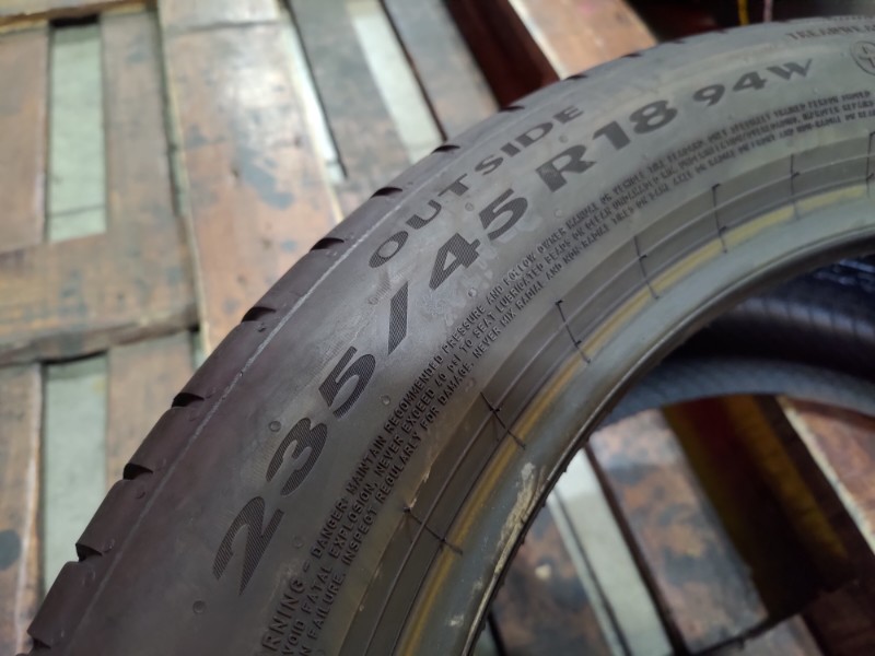 2 Gomme usate 235 45 18 Pneumatici Estivi PIRELLI 2 Gomme usate 235 45 18 Pneumatici Estivi PIRELLI