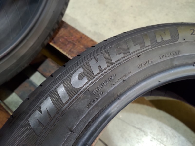 4 Gomme usate 255 45 20 Pneumatici Estivi MICHELIN 4 Gomme usate 255 45 20 Pneumatici Estivi MICHELIN