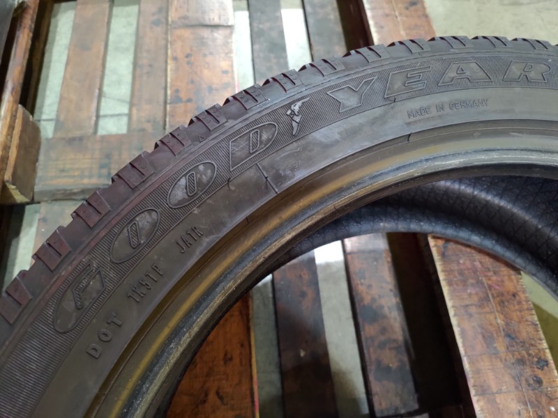 2 Gomme usate 285 40 22 Pneumatici Estivi GOODYEAR 2 Gomme usate 285 40 22 Pneumatici Estivi GOODYEAR