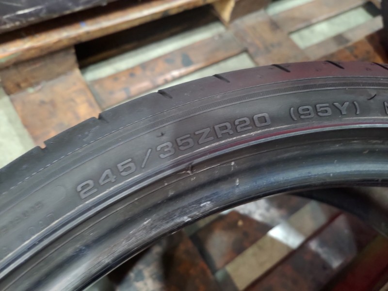 2 Gomme usate 245 35 20 Pneumatici Estivi GOODYEAR 2 Gomme usate 245 35 20 Pneumatici Estivi GOODYEAR