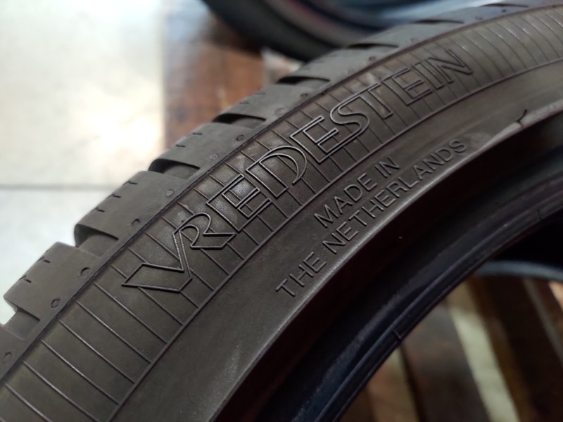 2 Gomme usate 205 45 17 Pneumatici 4 Stagioni VREDESTEIN 2 Gomme usate 205 45 17 Pneumatici 4 Stagioni VREDESTEIN