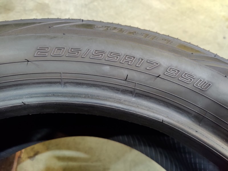 4 Gomme usate 205 55 17 Pneumatici Estivi FALKEN 4 Gomme usate 205 55 17 Pneumatici Estivi FALKEN