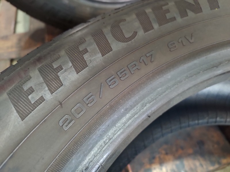4 Gomme usate 205 55 17 Pneumatici Estivi GOODYEAR 4 Gomme usate 205 55 17 Pneumatici Estivi GOODYEAR
