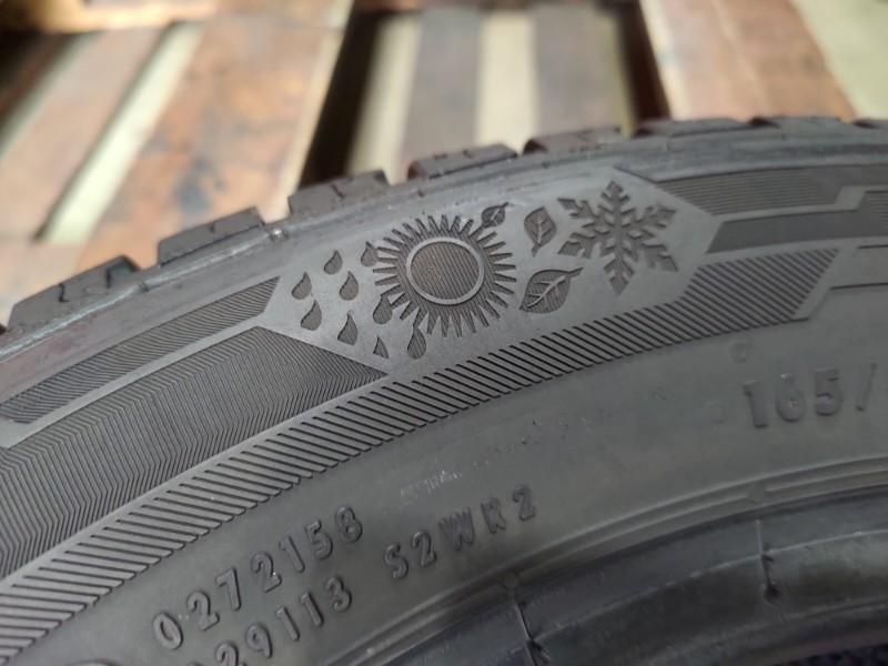 2 Gomme usate 165 65 14 Pneumatici 4 Stagioni BARUM 2 Gomme usate 165 65 14 Pneumatici 4 Stagioni BARUM