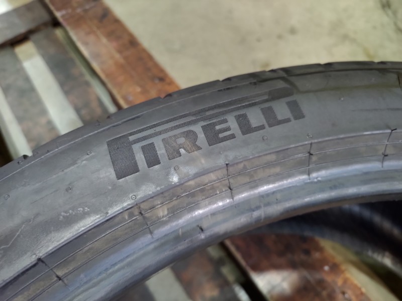 2 Gomme usate 325 30 23 Pneumatici Estivi PIRELLI 2 Gomme usate 325 30 23 Pneumatici Estivi PIRELLI