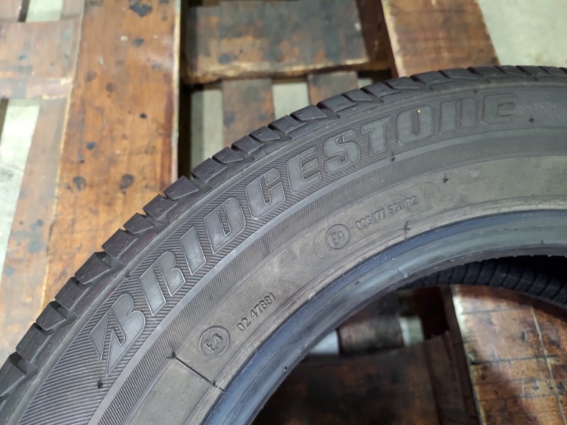 2 Gomme usate 175 65 15 Pneumatici Estivi BRIDGESTONE 2 Gomme usate 175 65 15 Pneumatici Estivi BRIDGESTONE