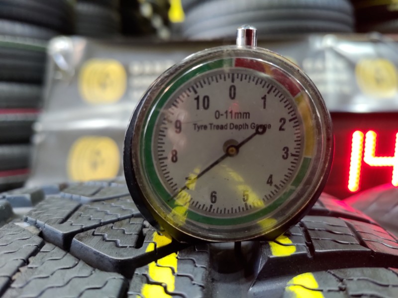 4 Gomme usate 225 55 18 Pneumatici Invernali PIRELLI 4 Gomme usate 225 55 18 Pneumatici Invernali PIRELLI