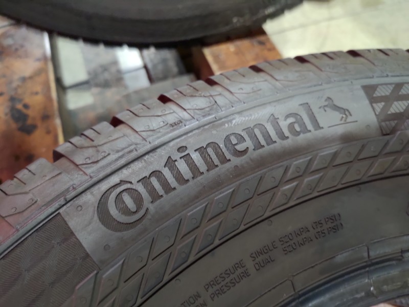 2 Gomme usate 225 70 15 C Pneumatici 4 Stagioni CONTINENTAL 2 Gomme usate 225 70 15 C Pneumatici 4 Stagioni CONTINENTAL