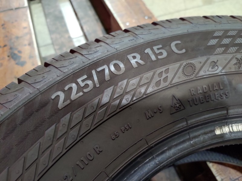 2 Gomme usate 225 70 15 C Pneumatici 4 Stagioni CONTINENTAL 2 Gomme usate 225 70 15 C Pneumatici 4 Stagioni CONTINENTAL