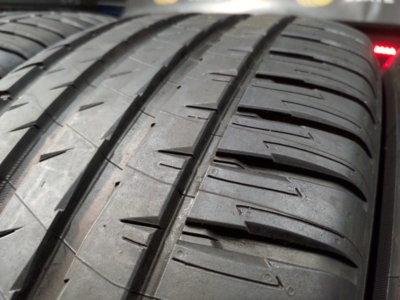 4 Gomme nuove 245 45 20 Pneumatici Estivi MICHELIN 4 Gomme nuove 245 45 20 Pneumatici Estivi MICHELIN
