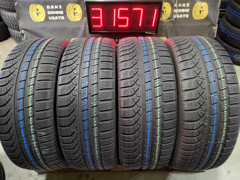 4 Gomme usate 235 50 19 Pneumatici Invernali PIRELLI 4 Gomme usate 235 50 19 Pneumatici Invernali PIRELLI