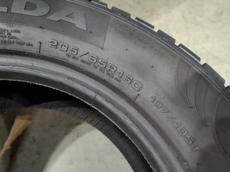 4 Gomme usate 205 65 16 C Pneumatici Invernali FULDA 4 Gomme usate 205 65 16 C Pneumatici Invernali FULDA