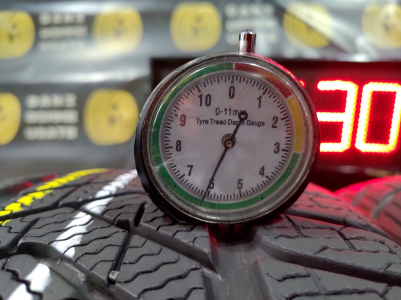4 Gomme usate 225 45 17 Pneumatici Invernali PIRELLI 4 Gomme usate 225 45 17 Pneumatici Invernali PIRELLI