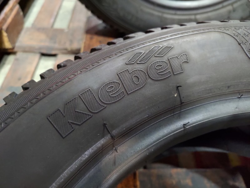 4 Gomme usate 175 65 15 Pneumatici Invernali KLEBER 4 Gomme usate 175 65 15 Pneumatici Invernali KLEBER