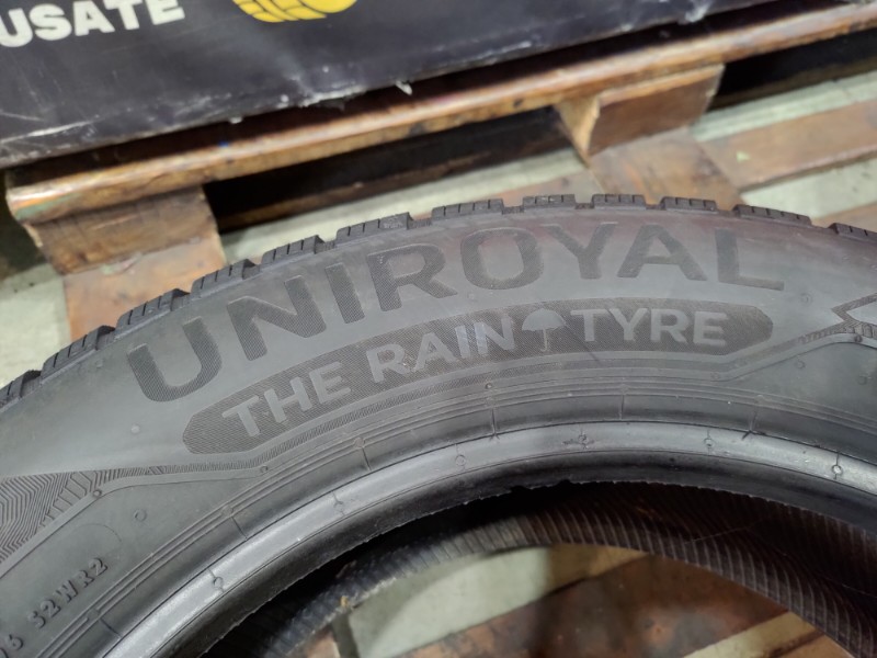 2 Gomme usate 205 55 16 Pneumatici Invernali UNIROYAL 2 Gomme usate 205 55 16 Pneumatici Invernali UNIROYAL