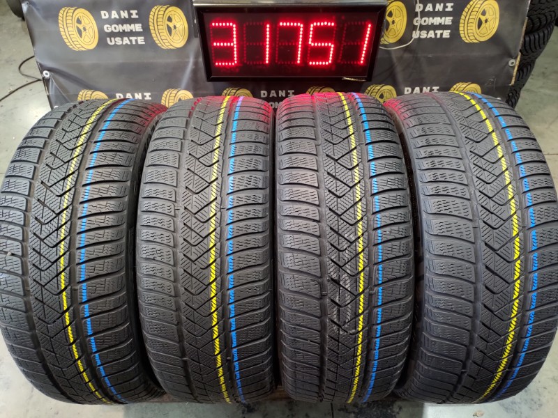4 Gomme usate 235 50 19 Pneumatici Invernali PIRELLI 4 Gomme usate 235 50 19 Pneumatici Invernali PIRELLI