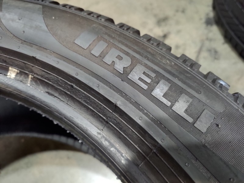 4 Gomme usate 255 45 20 Pneumatici Invernali PIRELLI 4 Gomme usate 255 45 20 Pneumatici Invernali PIRELLI