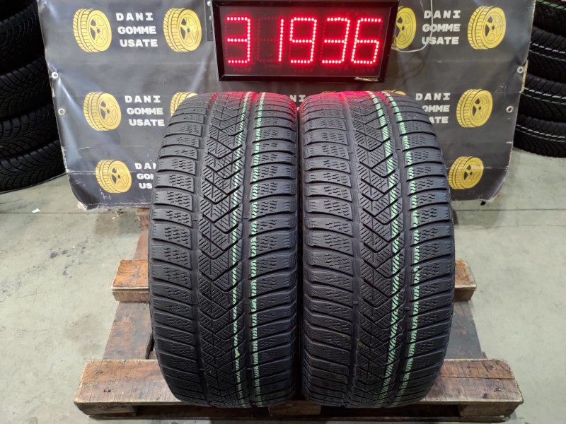 2 Gomme usate 245 40 20 RUN FLAT Pneumatici Invernali PIRELLI 2 Gomme usate 245 40 20 RUN FLAT Pneumatici Invernali PIRELLI
