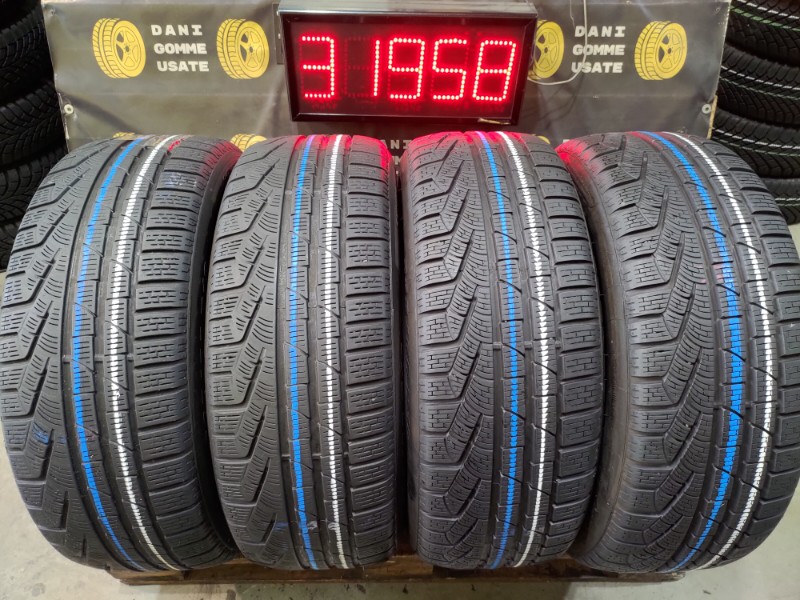 4 Gomme usate 235 55 18 Pneumatici Invernali PIRELLI 4 Gomme usate 235 55 18 Pneumatici Invernali PIRELLI